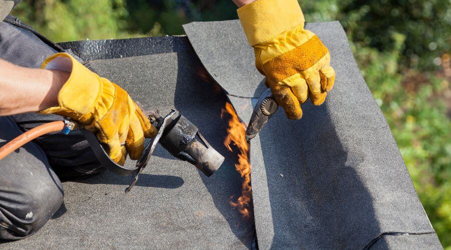 Professional flood damage restoration services in Lindsay, CA
