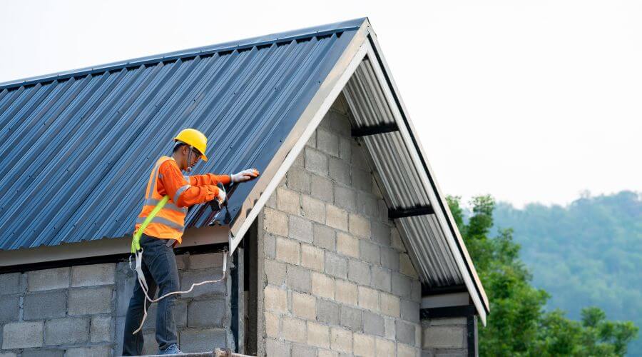 Expert flood damage restoration services in Lindsay, CA